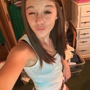 Meet your Posher, Kendra